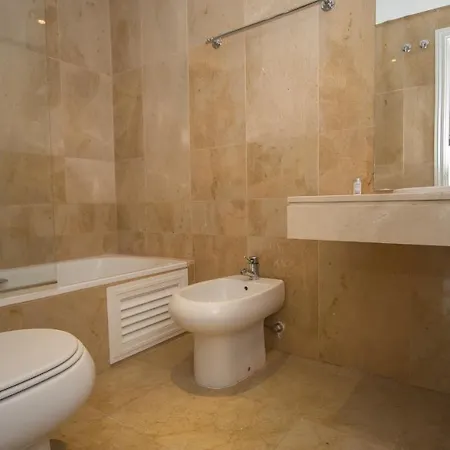 Marina Real 114 Apartamento *
